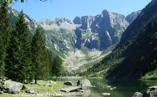 Val Cama